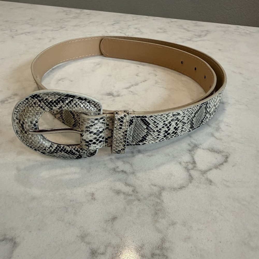 Vintage Faux Snakeskin Belt Black Ivory Gray 40"